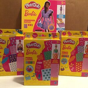 Hasbro Play-Doh Barbie Fashionista set - Doll included